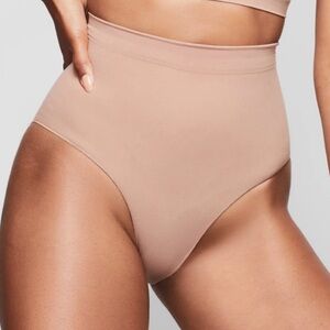 SKIMS Mid Waist Sculpting Brief